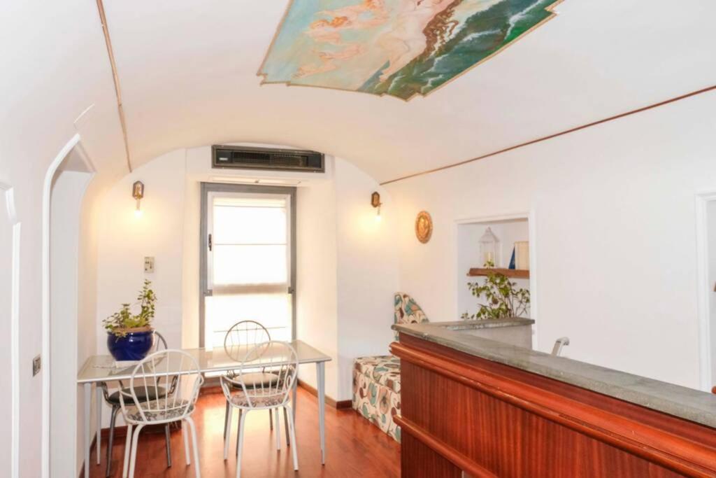 דירות Napoli Centro Storico Un Passo Da San Gennaro מראה חיצוני תמונה