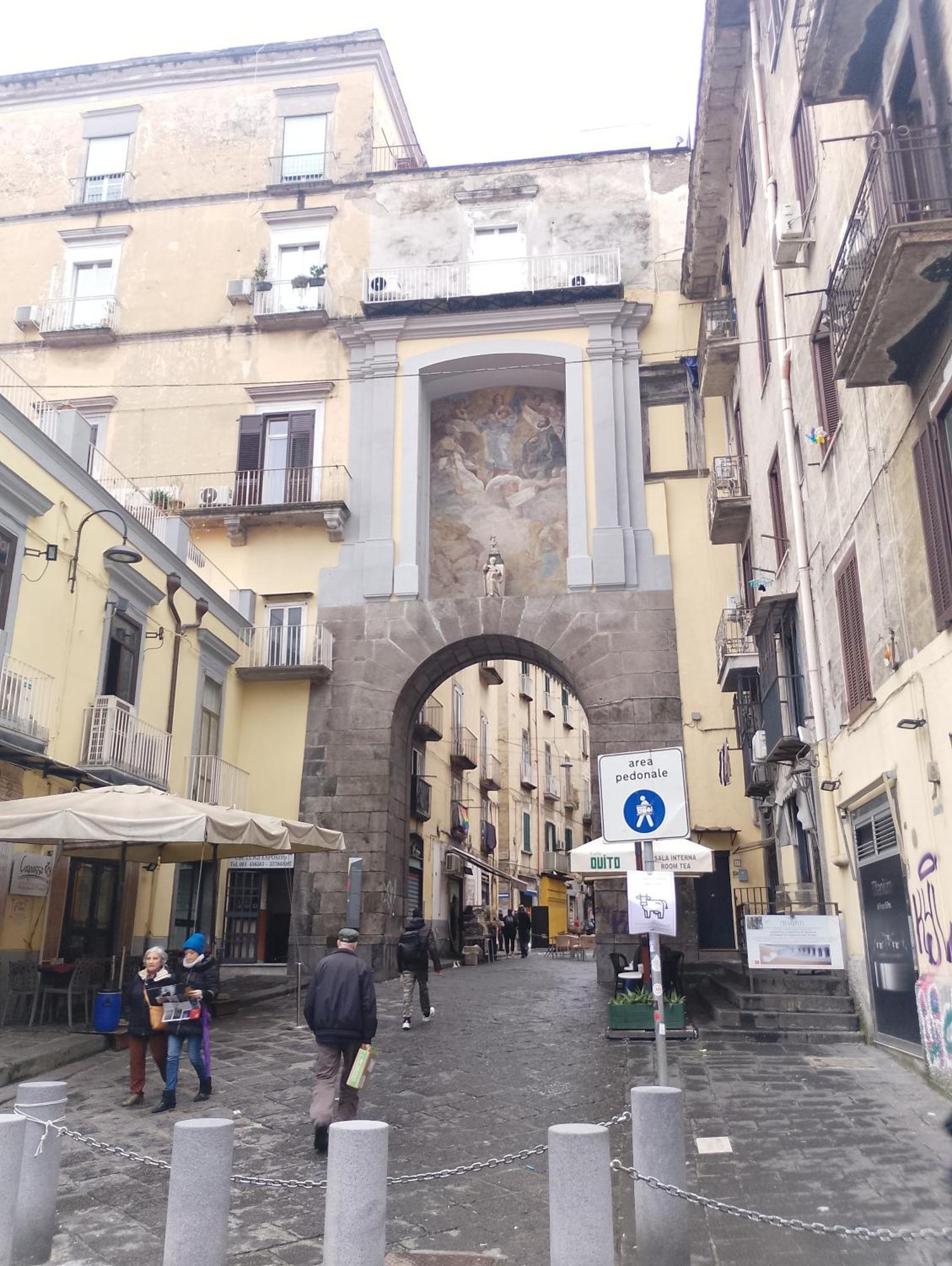 דירות Napoli Centro Storico Un Passo Da San Gennaro מראה חיצוני תמונה